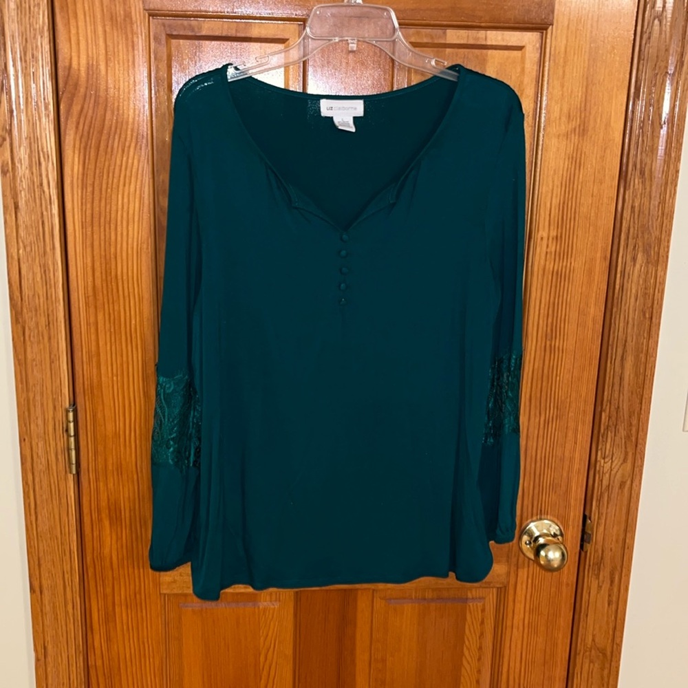 EUC  Womens Liz Claiborne too